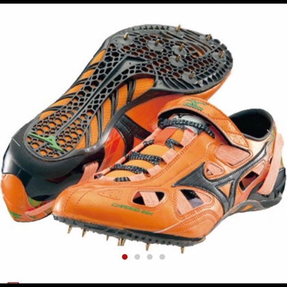mizuno track shoes
